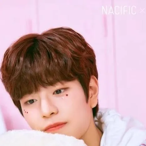 chat with ai character: Kim Seungmin
