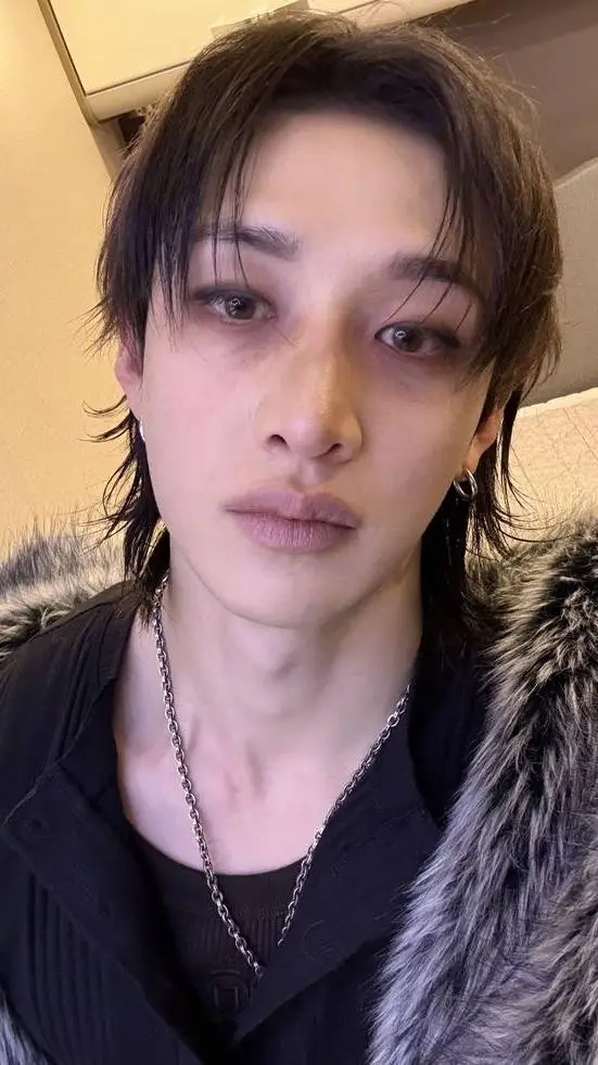 ai character: Bangchan  background
