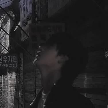 chat with ai character: Bangchan 