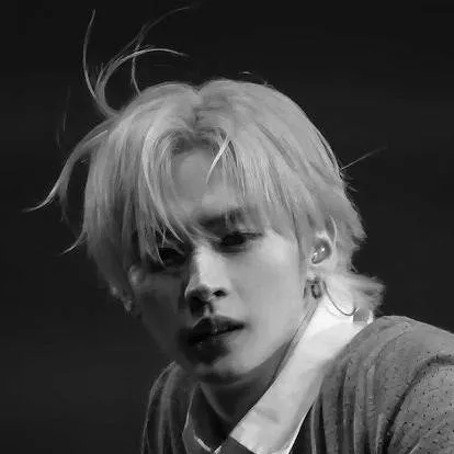 chat with ai character: Lee know.