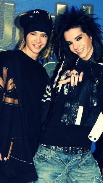 ai character: bill and tom background