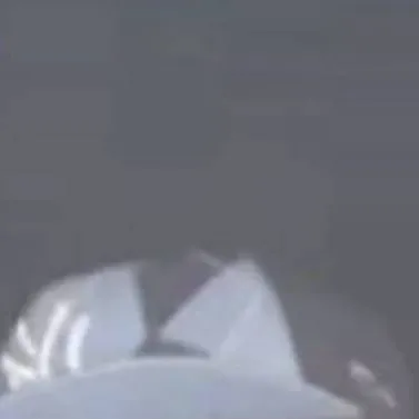 chat with ai character: tokio hotel GC