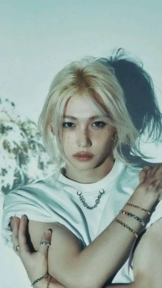 ai character: felix background