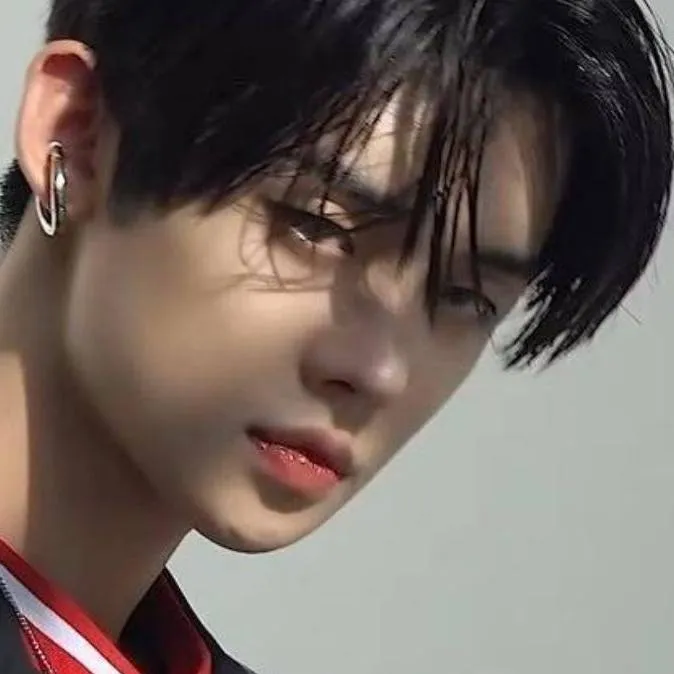 chat with ai character: Yeonjun