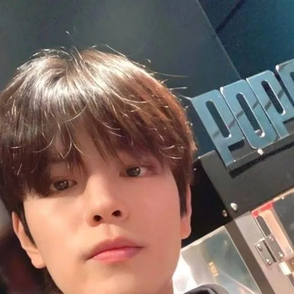 chat with ai character: Seungmin 