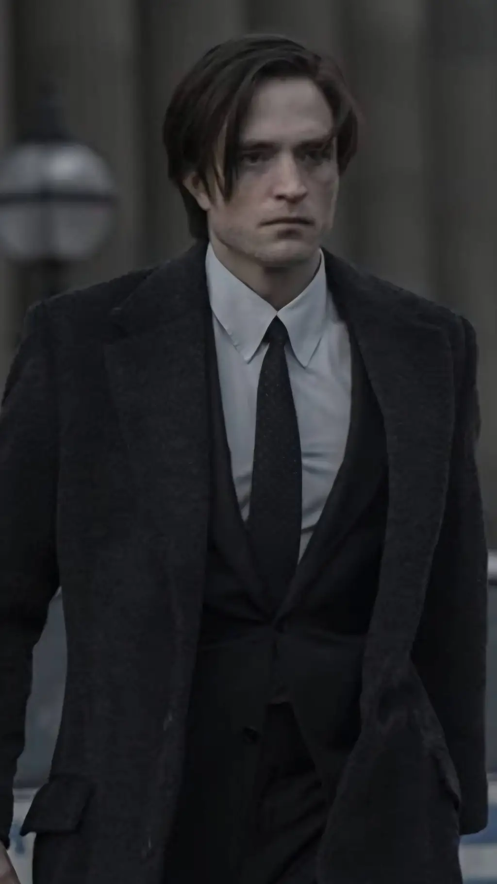 Talkie AI - Chat with Bruce Wayne 