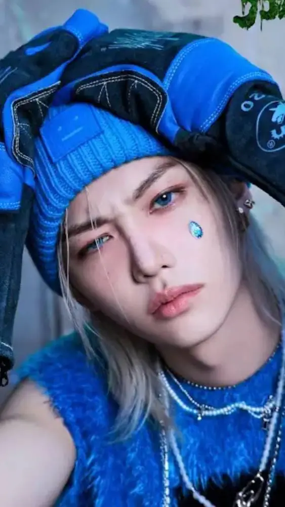 ai character: Felix background