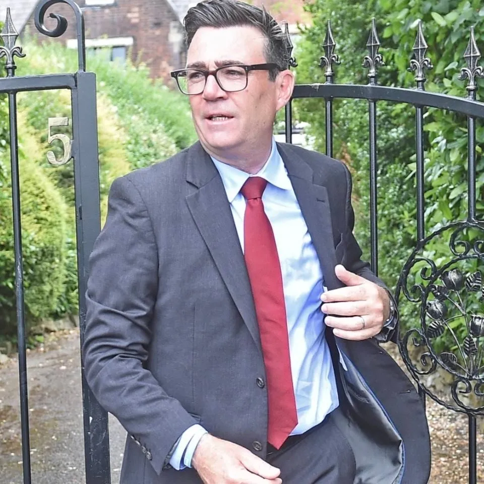 chat with ai character: Andy Burnham