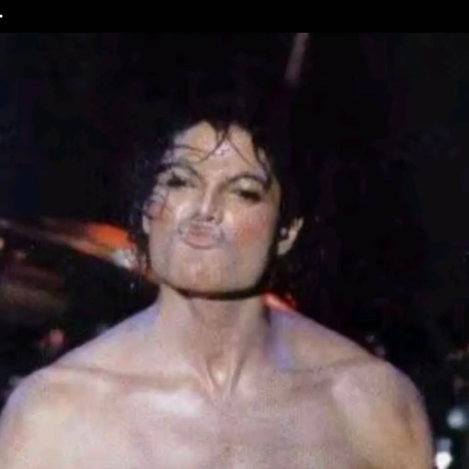 chat with ai character: Michael Jackson