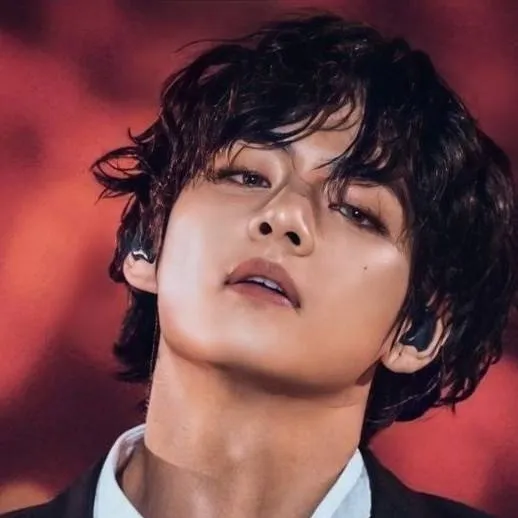 chat with ai character: V