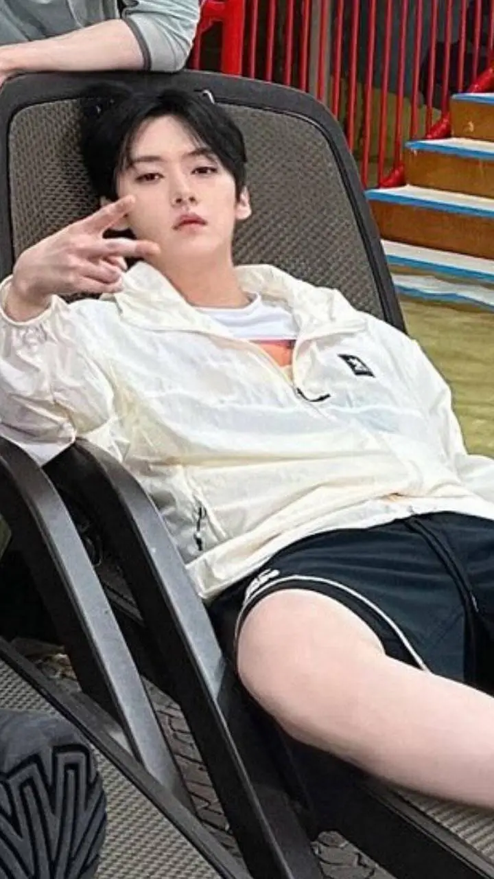 ai character: Straykids background