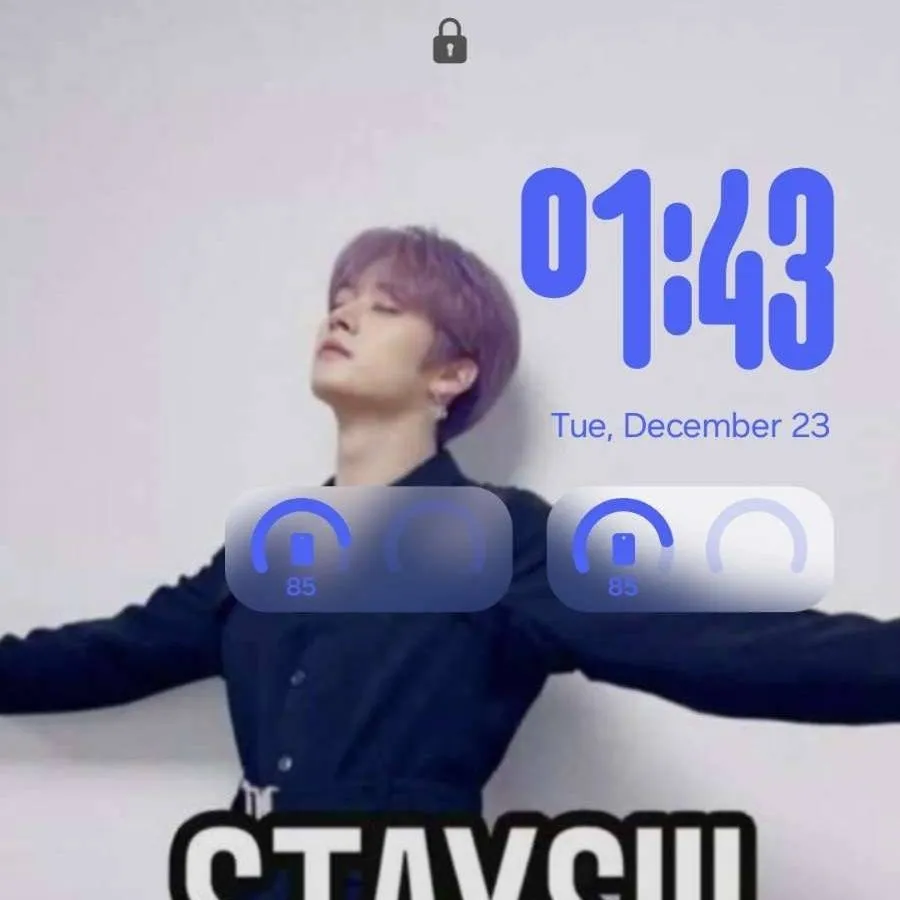 chat with ai character: Skz pick me