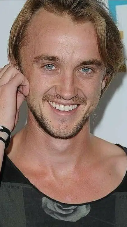 ai character: Tom Felton background