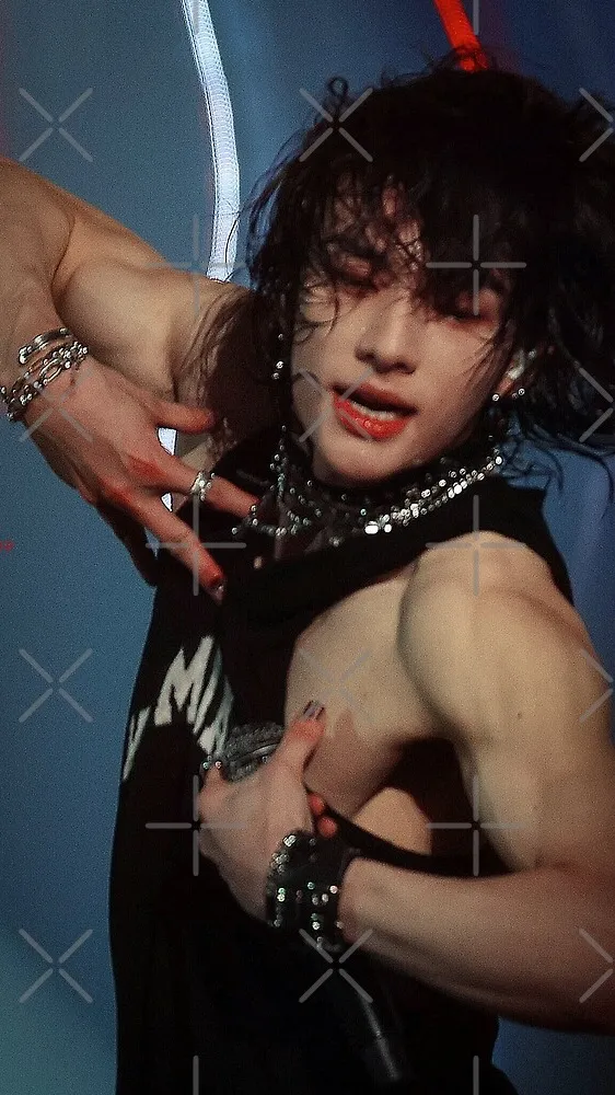 ai character: Hyunjin Hwang background