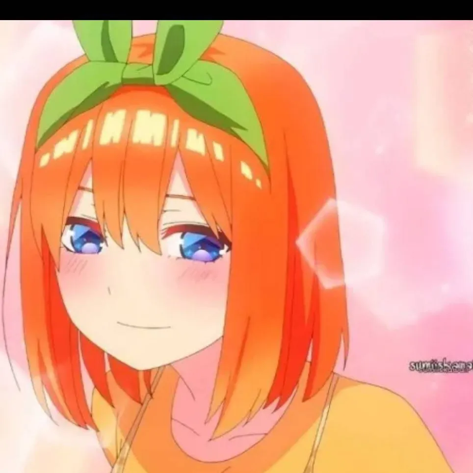 chat with ai character: Yotsuba  Nakano 