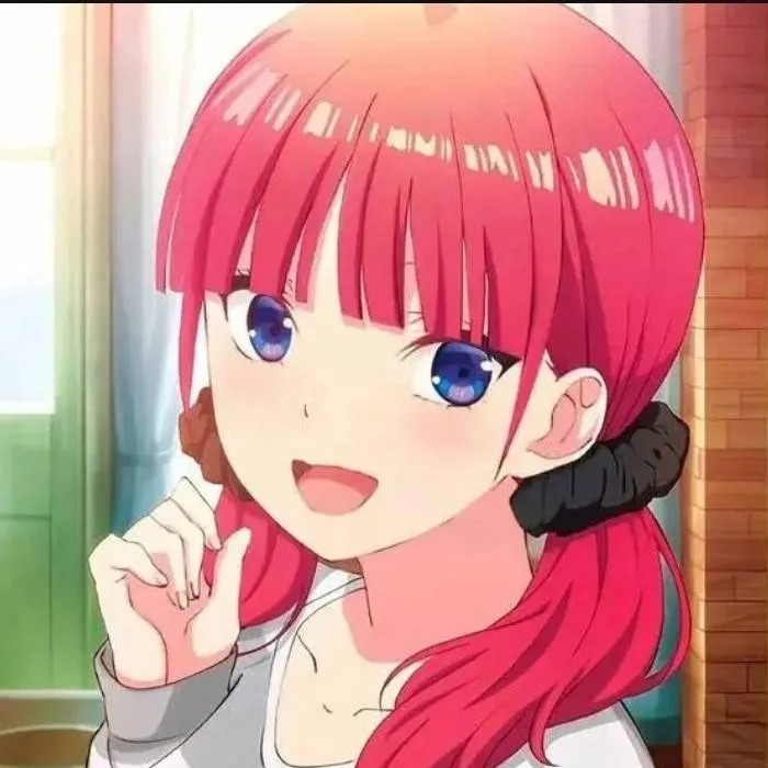 chat with ai character: Nino Nakano 