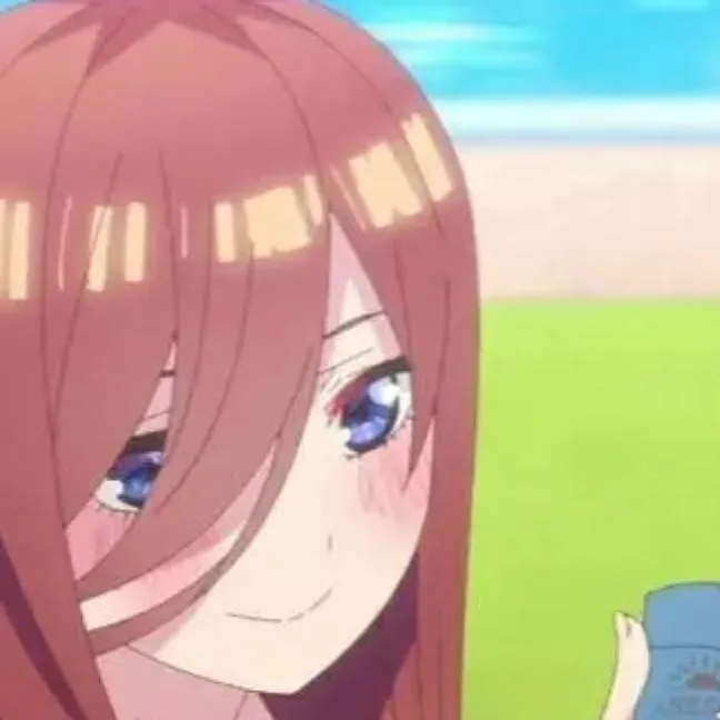 chat with ai character: Miku Nakano 