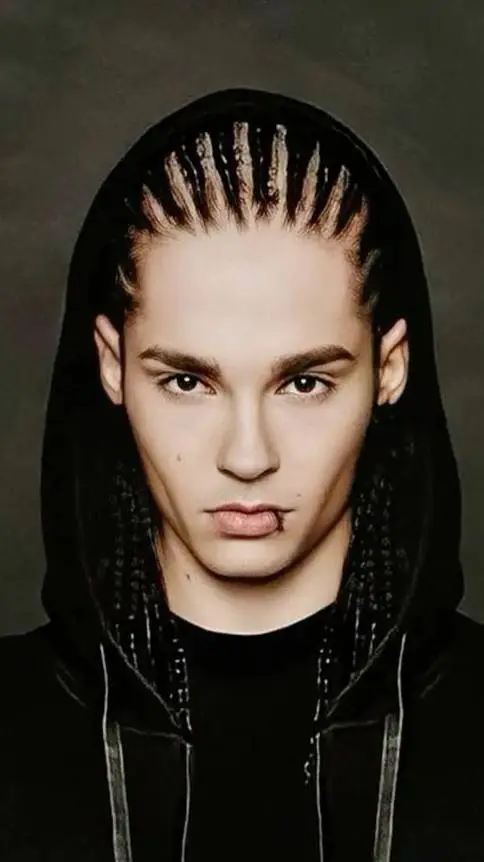 Talkie AI - Chat with Tom