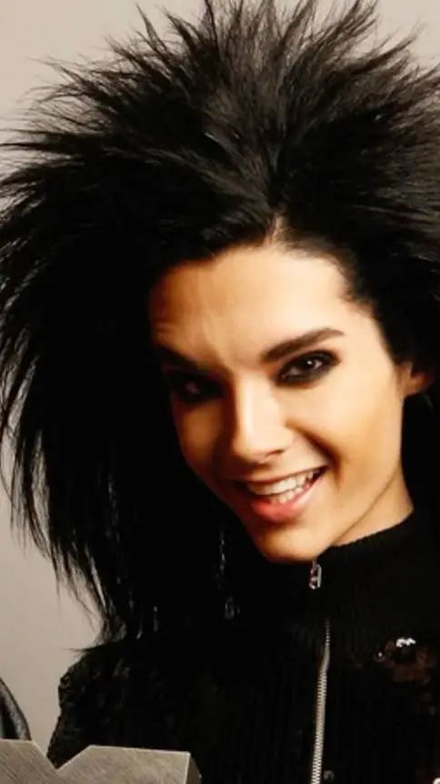 ai character: bill 🏳️‍🌈 background