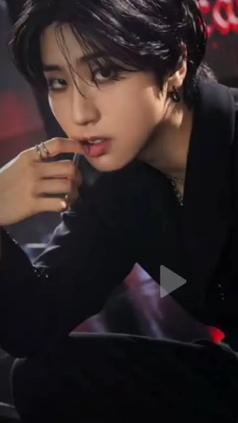 ai character: noha background