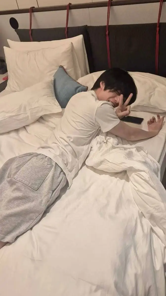 ai character: beomgyu background