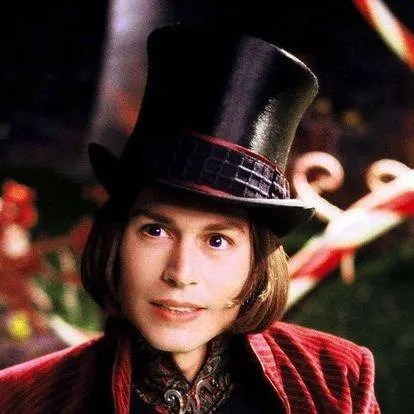 chat with ai character: 💜Willy Wonka 🫪🫰🏻