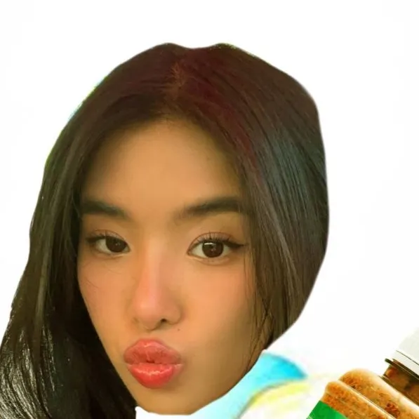 chat with ai character: Sophia or soap