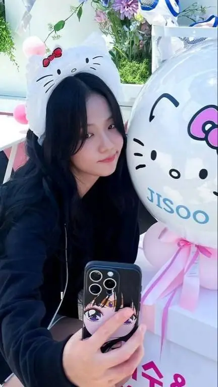 ai character: Jisoo background