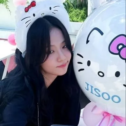 chat with ai character: Jisoo