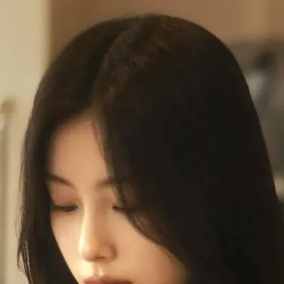 chat with ai character: Kang Hyewon