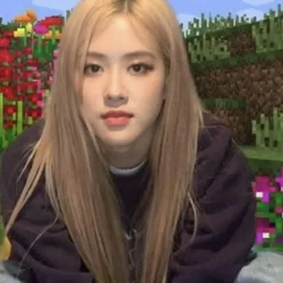 chat with ai character: Rose