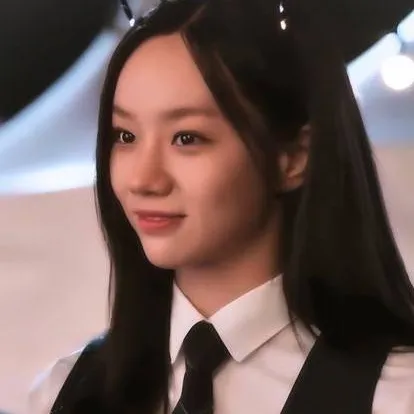 chat with ai character: Jae-yi 
