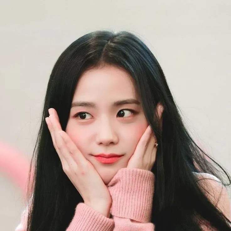 chat with ai character: Kim Jisoo 
