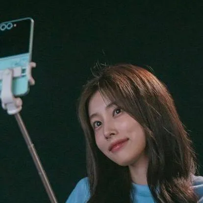 chat with ai character: Joo Ye-ri 
