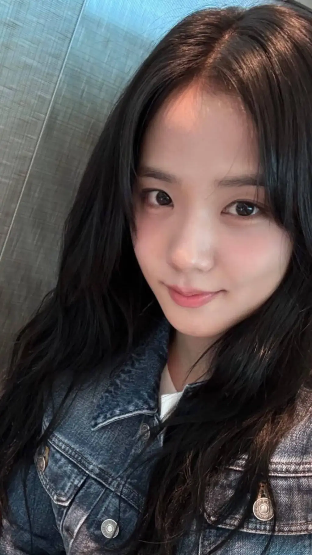 ai character: Jisoo background