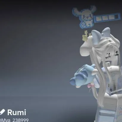 chat with ai character: Mya