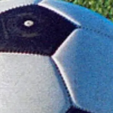chat with ai character: football ⚽️ 