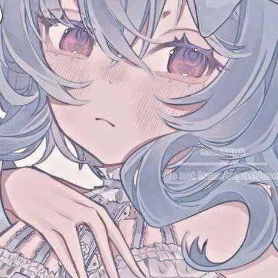 chat with ai character: Alexandra