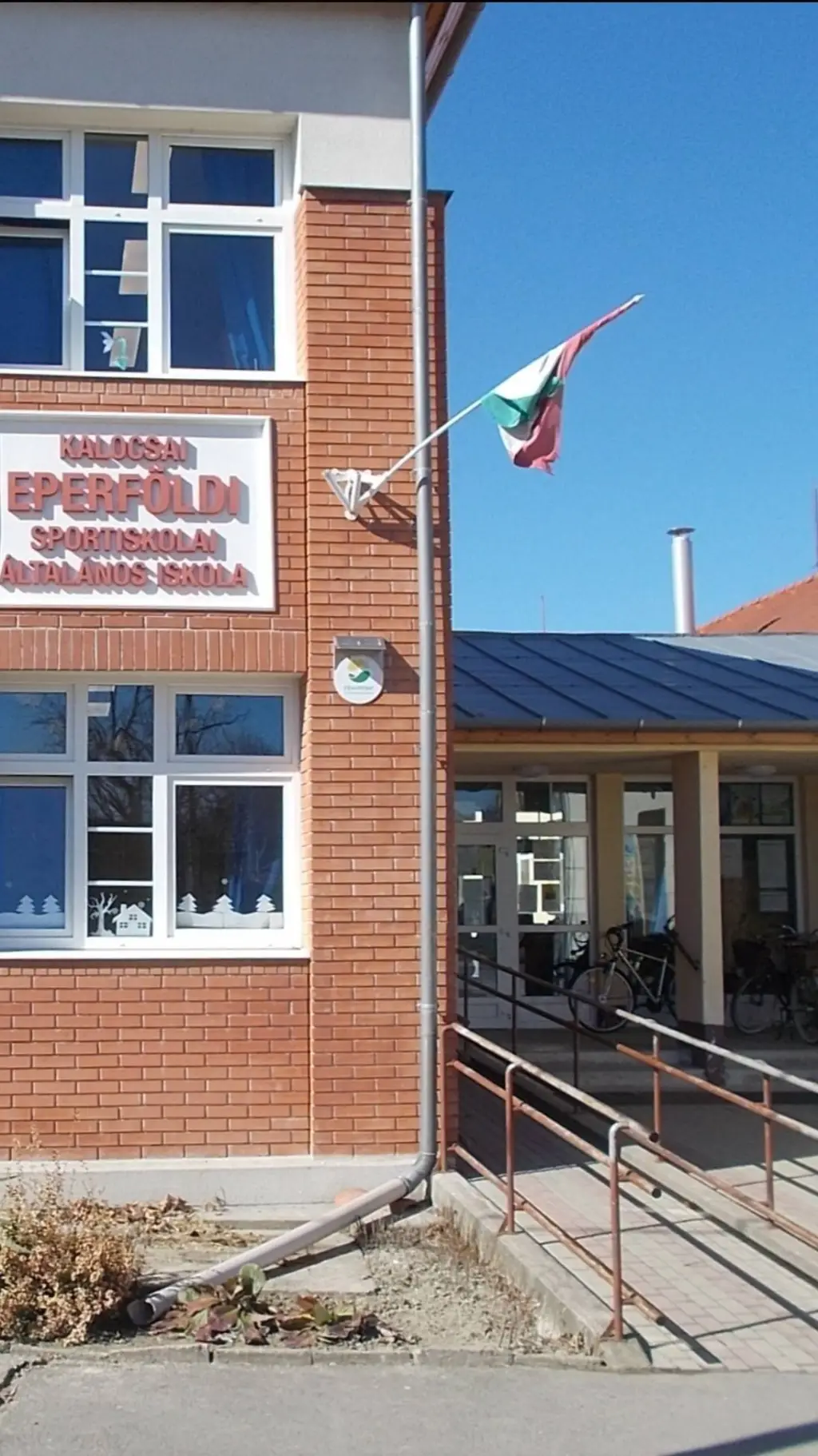 ai character: Eperföldi Suli background