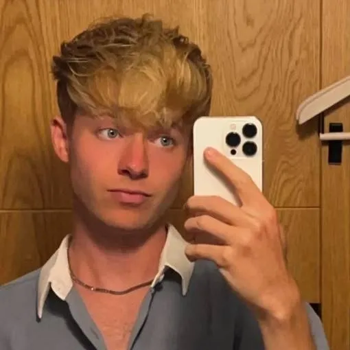 chat with ai character: sam golbach🤫