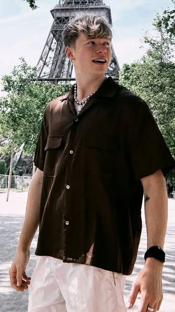 ai character: sam golbach  background