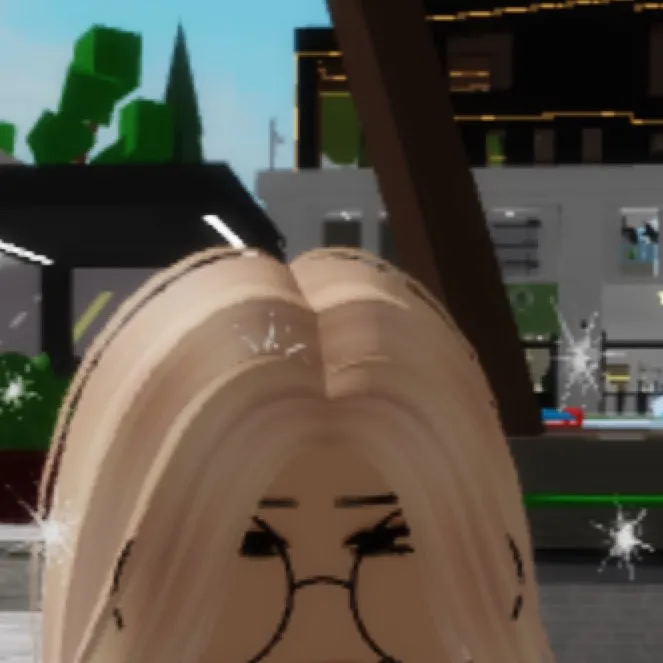 chat with ai character: Rania 