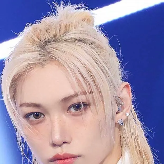chat with ai character: 🐥 Felix 🐥