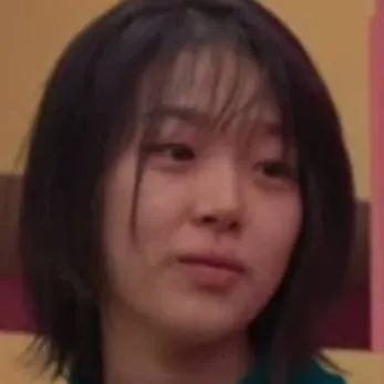 chat with ai character: Young-mi × Y/N