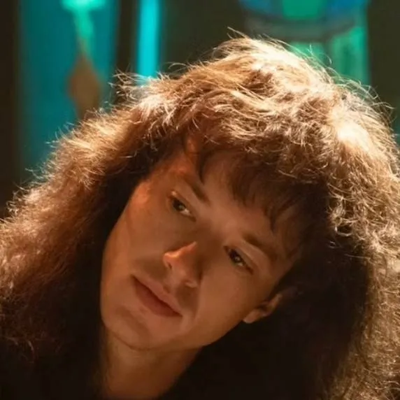 chat with ai character: Eddie × Y/N