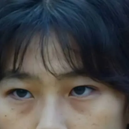 chat with ai character: Sea-byeok