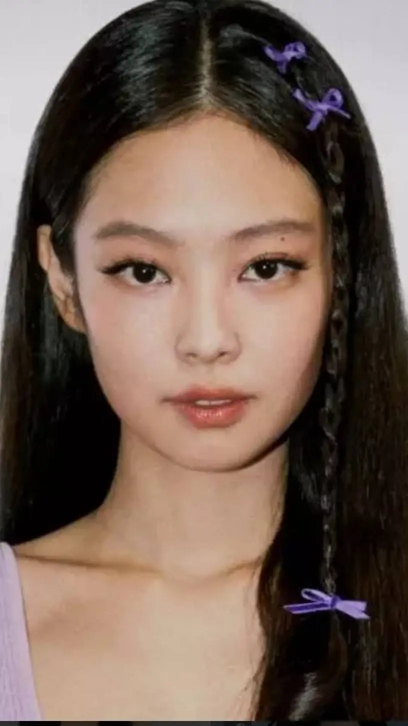 ai character: ★JENNIE★ background