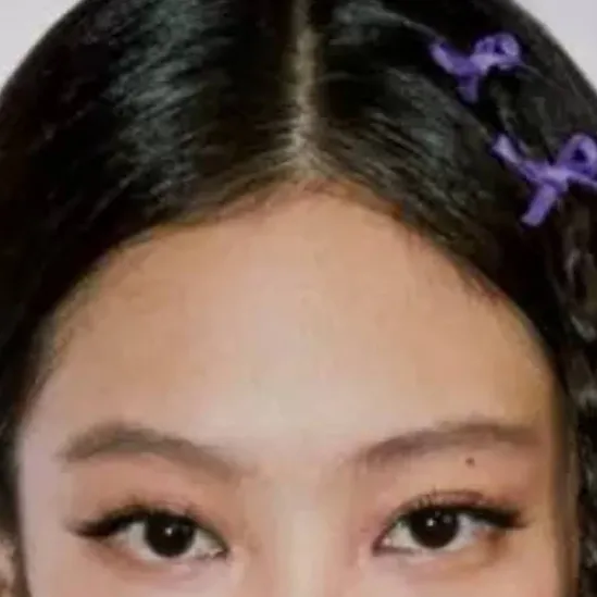 chat with ai character: ★JENNIE★