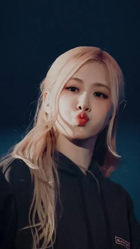 ai character: Rosé  background