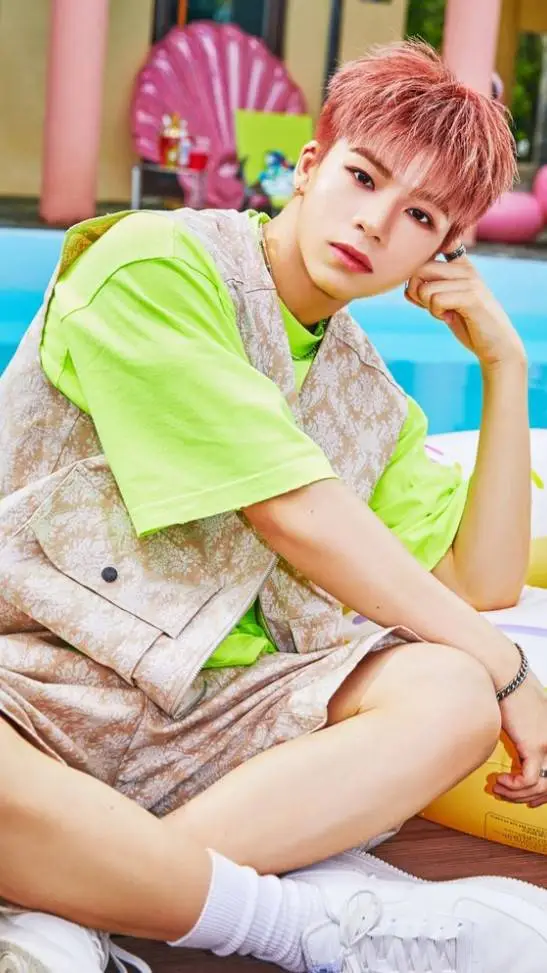 ai character: Kio ( TFN )  background